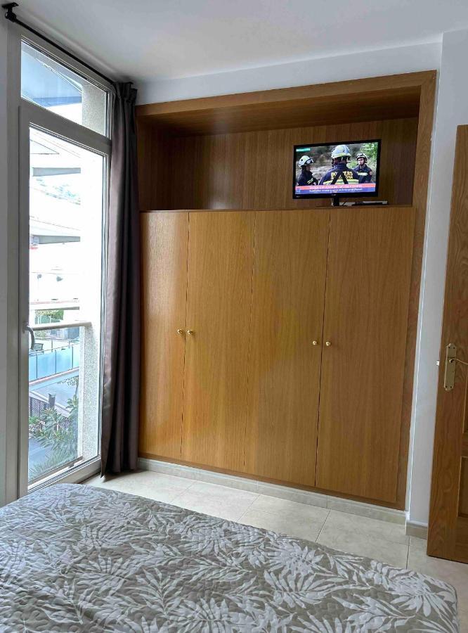 Apartaments Superiors Mtb Only Couples Lloret de Mar Exterior photo