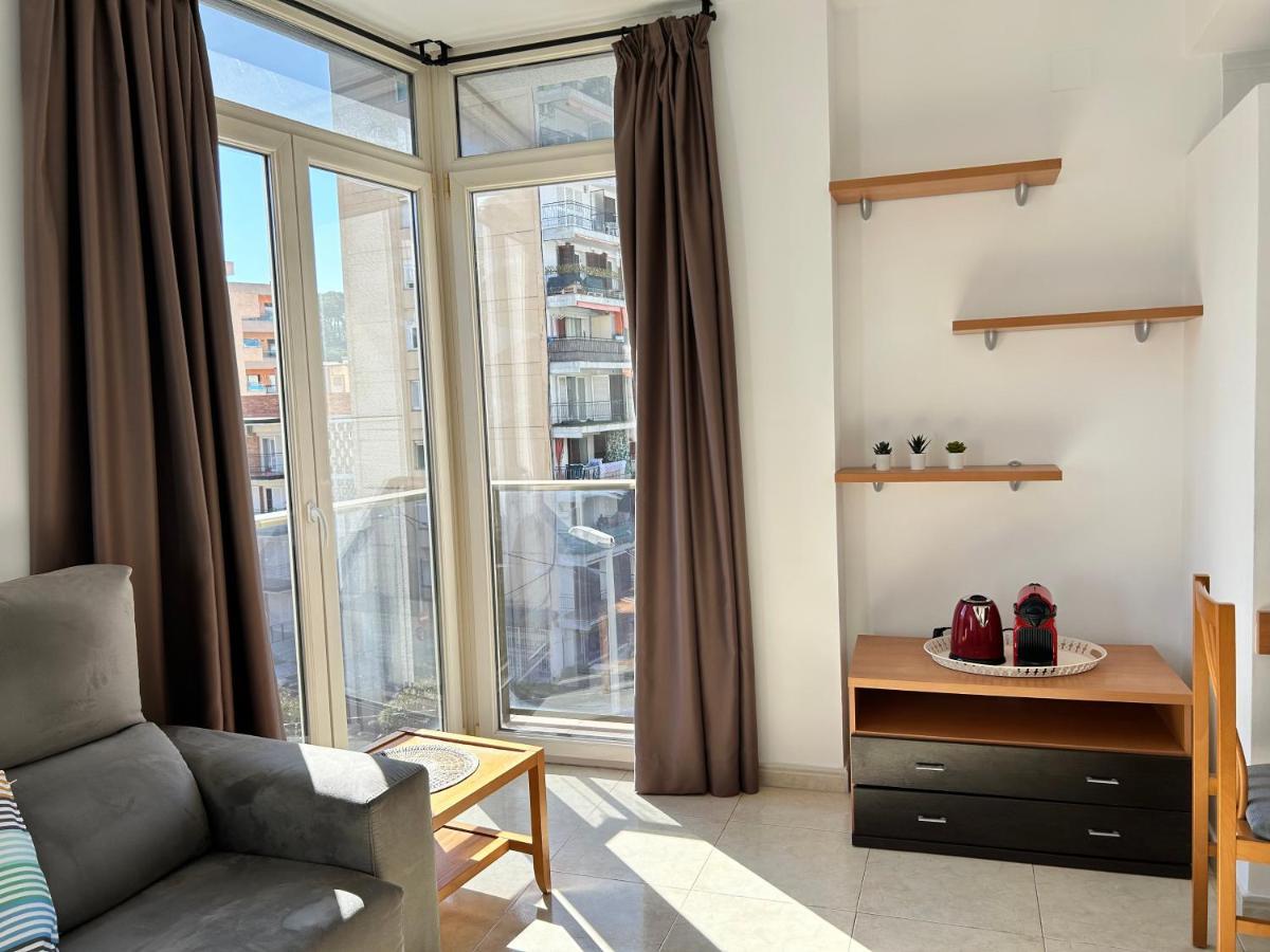 Apartaments Superiors Mtb Only Couples Lloret de Mar Exterior photo