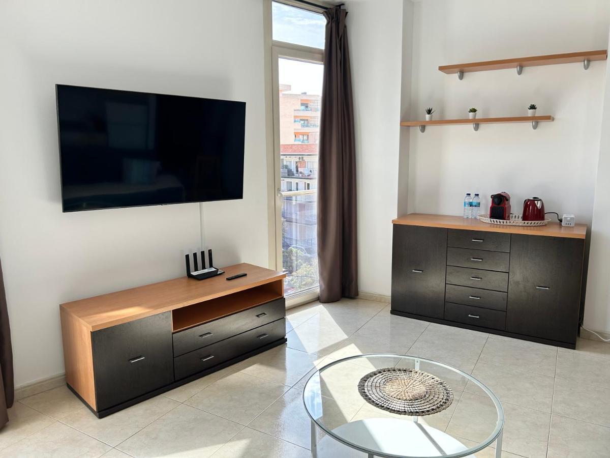 Apartaments Superiors Mtb Only Couples Lloret de Mar Exterior photo
