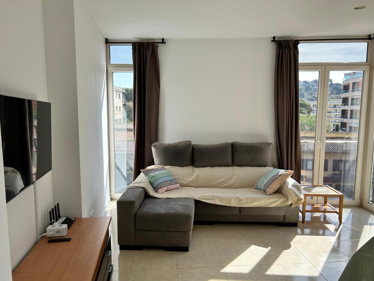 Apartaments Superiors Mtb Only Couples Lloret de Mar Exterior photo