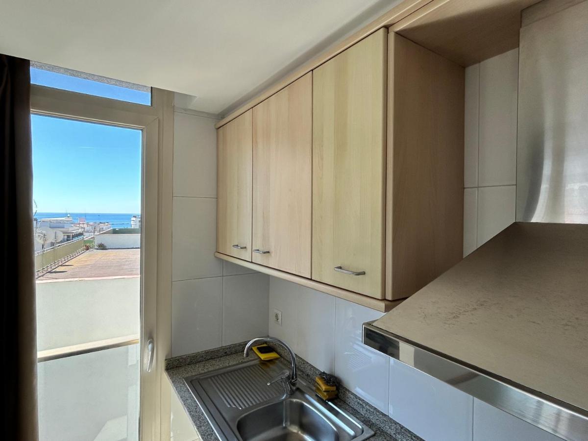 Apartaments Superiors Mtb Only Couples Lloret de Mar Exterior photo
