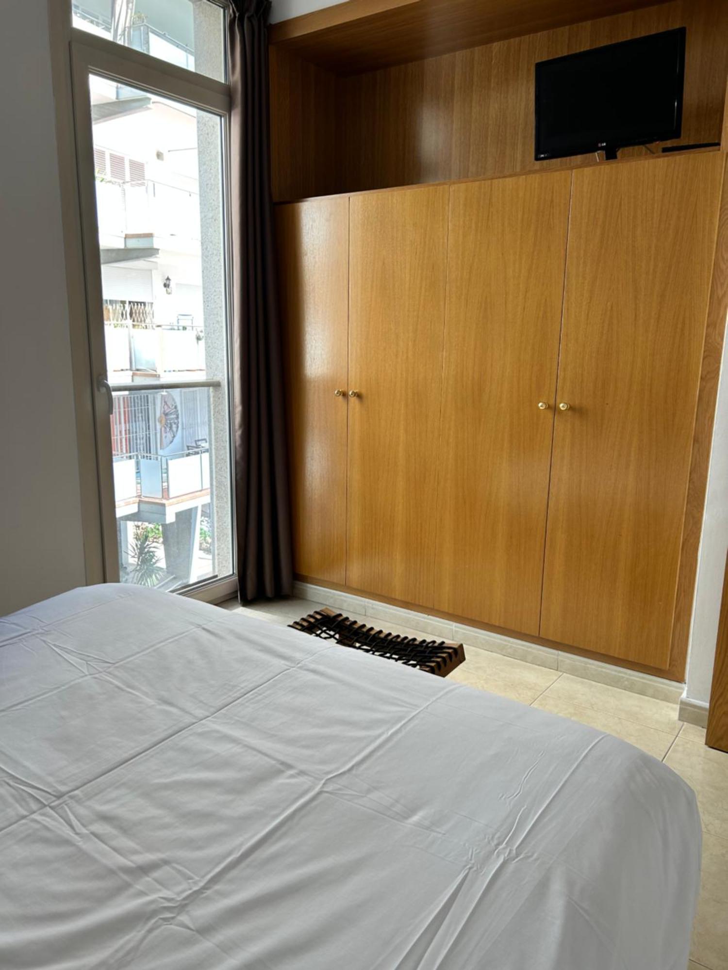 Apartaments Superiors Mtb Only Couples Lloret de Mar Exterior photo