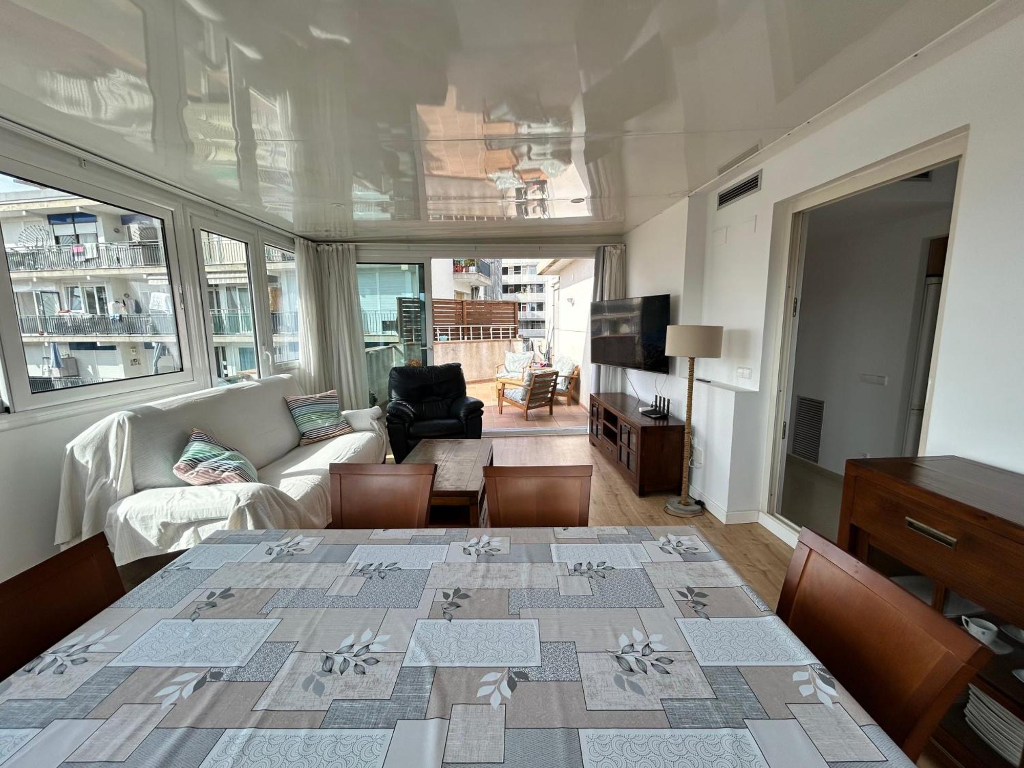 Apartaments Superiors Mtb Only Couples Lloret de Mar Exterior photo